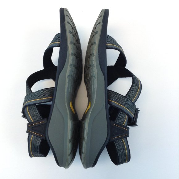 Chaco Updraft Bulloo Shadow Gray Striped Strappy Outdoor Sandals - Picture 7 of 15